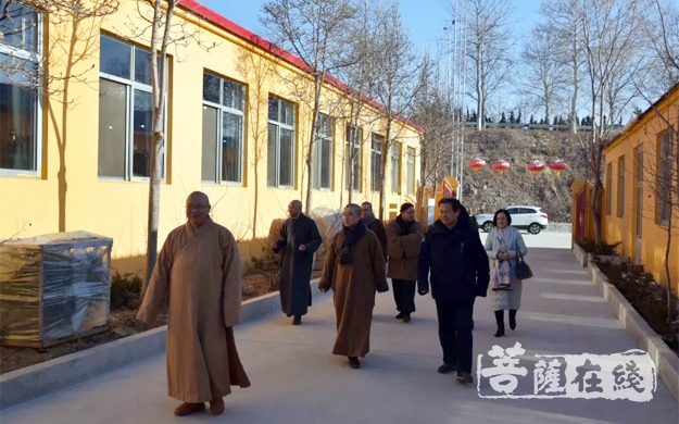 佛教-威海市佛教协会直属寺院年末进行消防安全工作走访交流