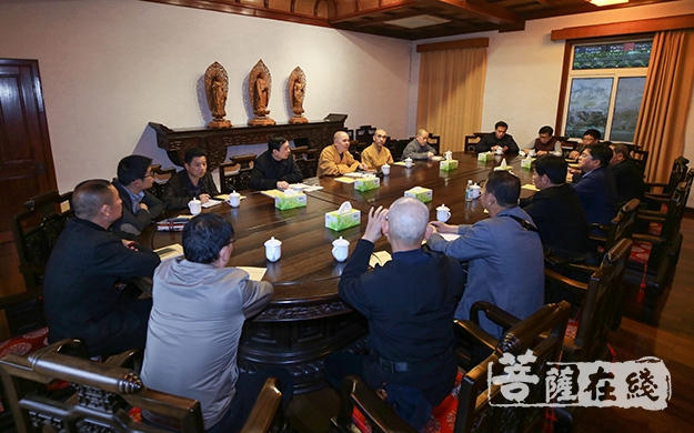 佛教-泉州市委统战部副部长、市民宗局局长黄景生一行参访普陀山