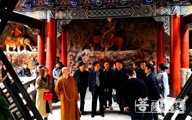 时政-张家界市政协调研组一行调研普光寺