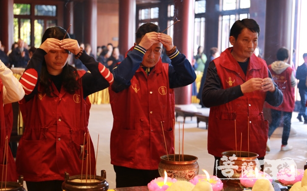 三时系念-南京牛首山佛顶寺举行三时系念法会