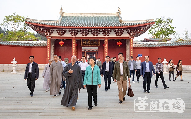佛教-全国人大常委会原副委员长严隽琪一行调研莆田南少林寺
