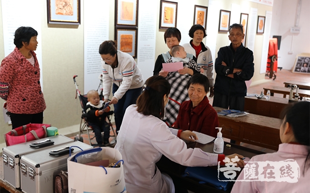 慈善-厦门市鸿山基金会携手厦门眼科中心慈善光明行