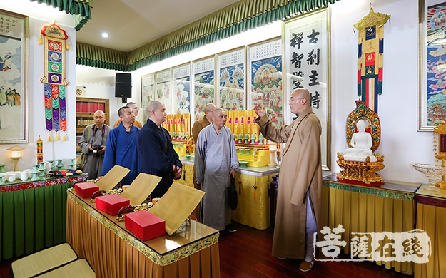 佛教-江苏省昆山市佛教协会一行参访湖州法华寺