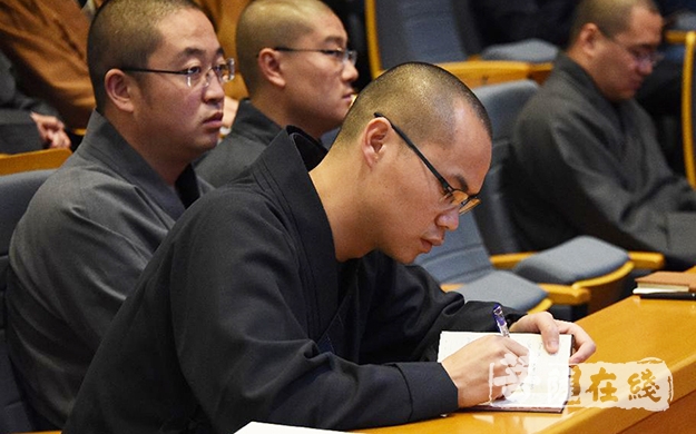 两会-知行一如 报国佑民 浙江佛学院（总部）组织全体师生认真学习“两会”精神
