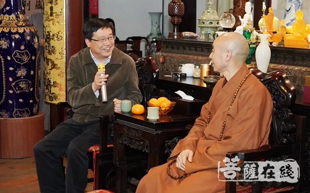 宁波-金华市基层统战工作研讨班一行调研宁波天童禅寺