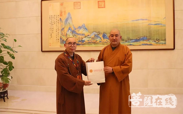 佛教-美国佛教联合会代表团参访五台山