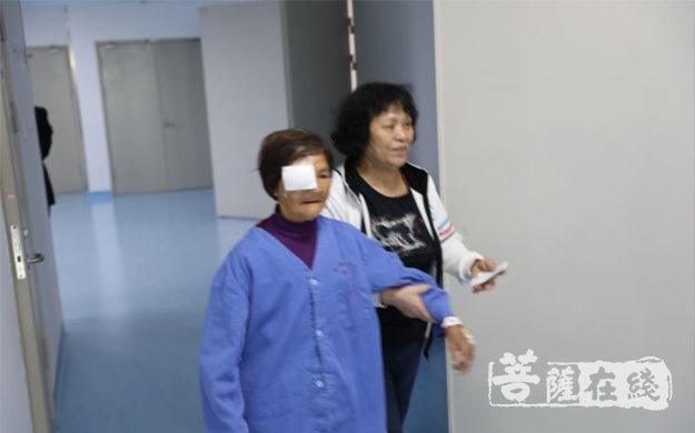 慈善-厦门鸿山慈善会顺利组织2019年首批眼疾患者完成手术