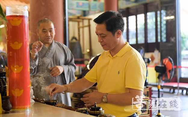 富有教育佛光之旅走进珠海普陀寺