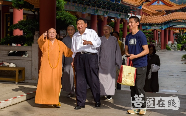 佛教-西藏自治区政协副主席策墨林 · 单增赤列调研珠海普陀寺
