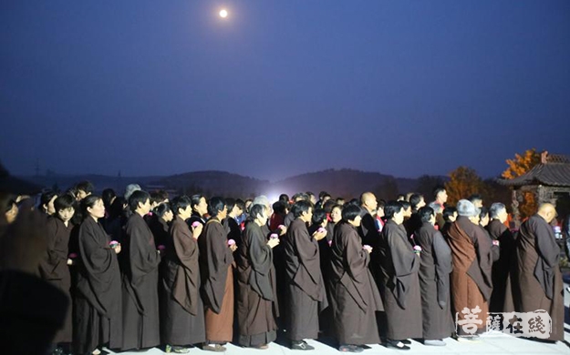 嘉祥-山东嘉祥法云寺万佛光明灯法会圆满