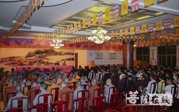 普陀山-普陀山普济禅寺举行五一假期全体僧众、职工会议
