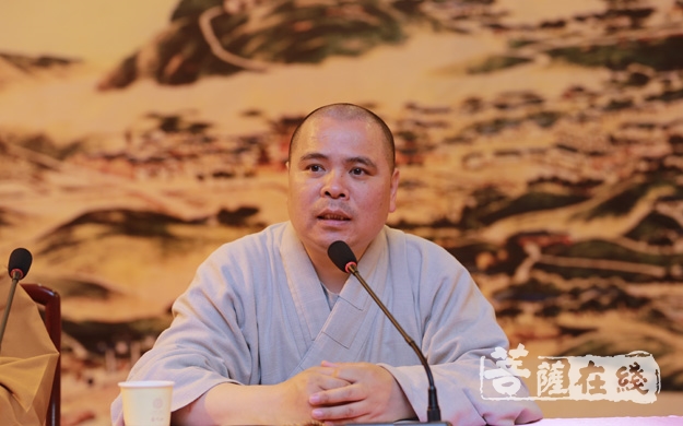 普陀山-普陀山普济禅寺举行五一假期全体僧众、职工会议