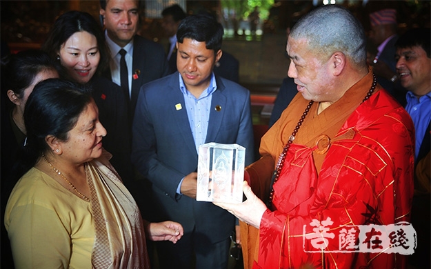 大慈恩寺-尼泊尔联邦民主共和国总统比迪娅·德维·班达里一行访问大慈恩寺