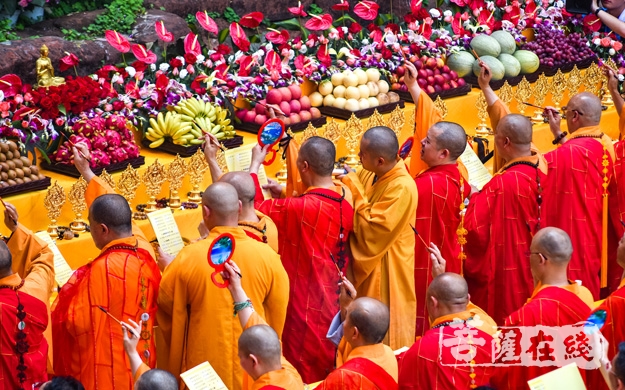 樂山大佛祈福法會圓滿