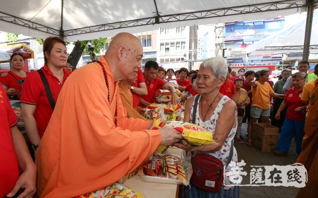 佛教-道慈大和尚率普陀山佛协弘法团一行赴菲律宾弘法利生