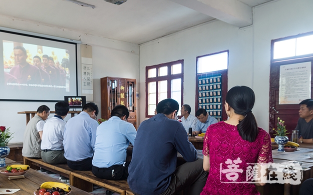 大宝-中国人民大学安徽校友会参访合肥大宝佛寺