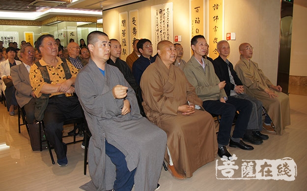 佛教-庆祝祖国七十华诞暨第三届南京佛教法师书画展在鸡鸣寺开幕