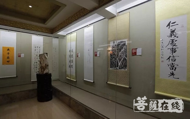 佛教-庆祝祖国七十华诞暨第三届南京佛教法师书画展在鸡鸣寺开幕