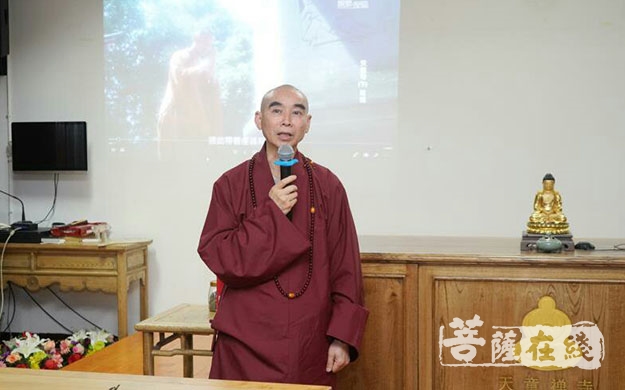 天童寺-古刹今风：众法师随纪录片感受天童寺历史荣光