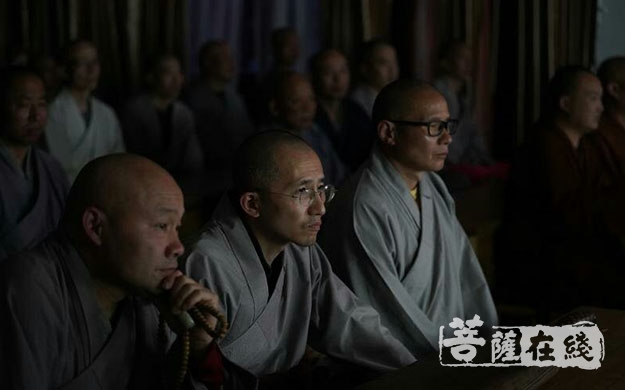 天童寺-古刹今风：众法师随纪录片感受天童寺历史荣光