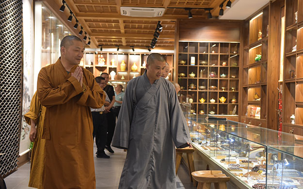 佛教-成都市双流区佛教交流团参访珠海普陀寺