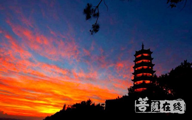 中国佛教协会副秘书长怀梵大和尚一行考察江西东乡西隐寺