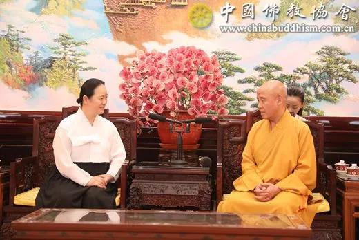 佛教-中国佛教协会副会长演觉法师会见韩国圆佛教国际部部长史永印一行