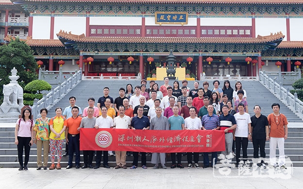 佛教-深圳潮人会参礼珠海普陀寺