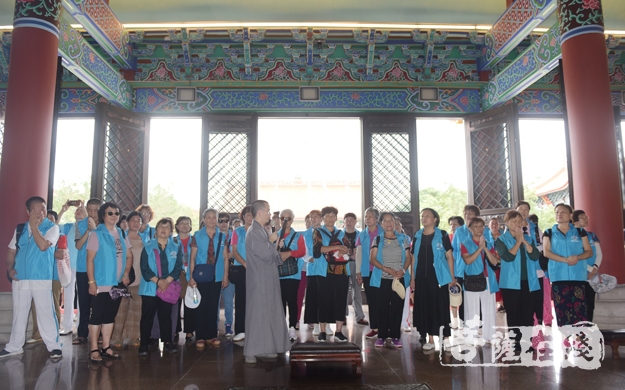 佛教-珠海市反邪教协会在普陀寺开展反邪教宣传活动