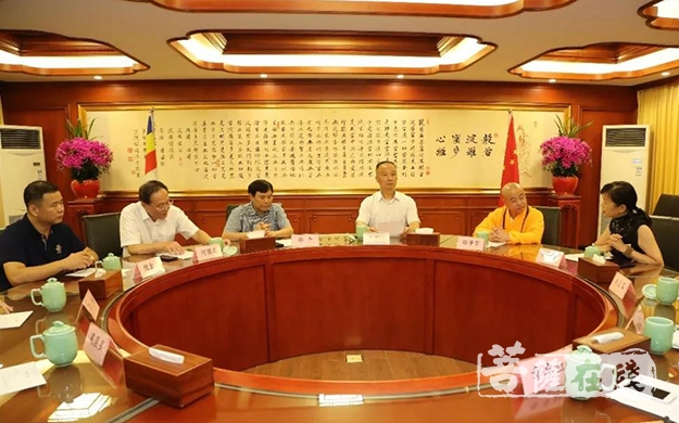 社会组织-浙江省社会组织总会会长梁星心一行考察炉峰禅寺慈联会