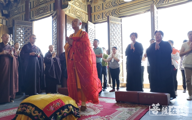 佛教-普陀山佛教协会举行妙善老和尚诞辰111周年纪念法会