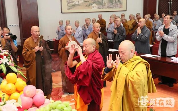 昌善法师拈香主法祈福法会