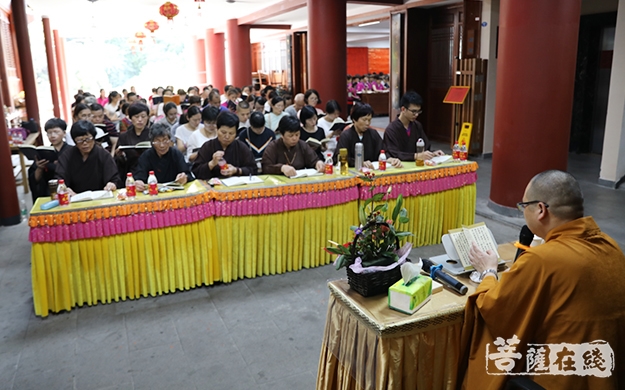 佛教-厦门鸿山寺第十四期千人共诵地藏经法会圆满