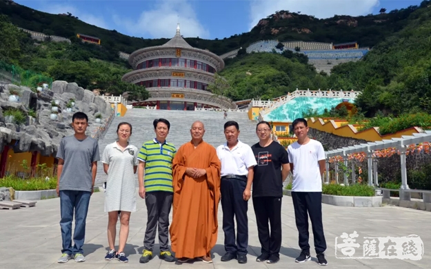 锦州-辽宁省宗教局领导一行视察锦州北普陀寺