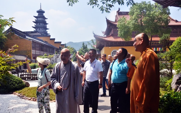 佛教-广西壮族自治区民宗委、广西佛教协会一行赴寿圣寺、吉祥寺考察交流