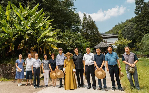 北京大学-北京大学副校长王博一行赴曹洞佛学院参观考察