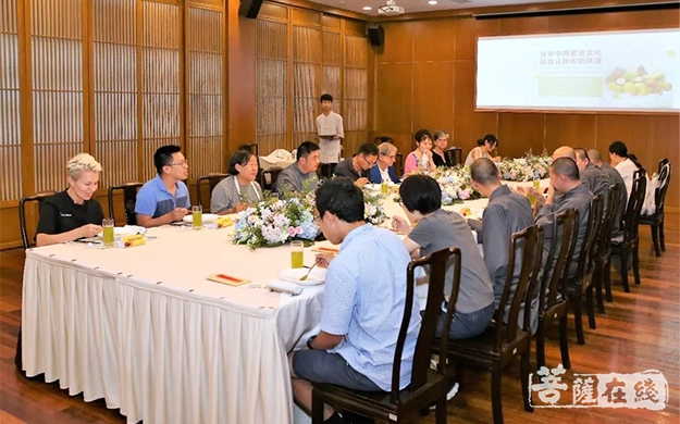 灵隐寺-杭州灵隐寺举行中西方素食文化分享品鉴会