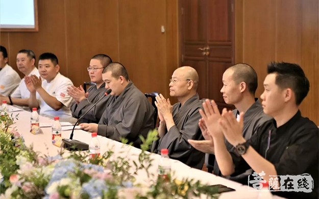 灵隐寺-杭州灵隐寺举行中西方素食文化分享品鉴会