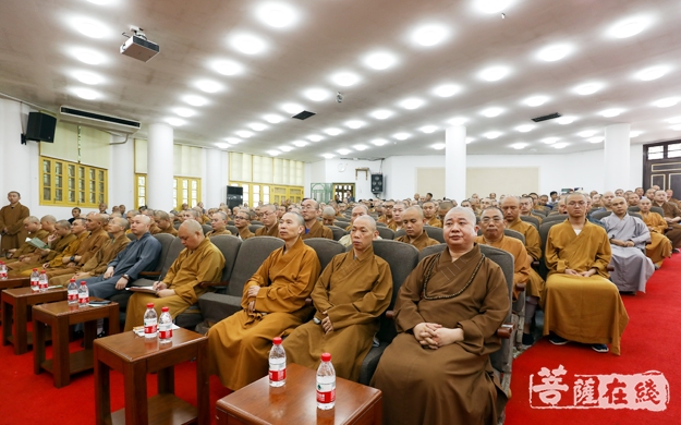 南普陀寺-五年磨砺 垃圾分类再出发——南普陀寺召开动员大会