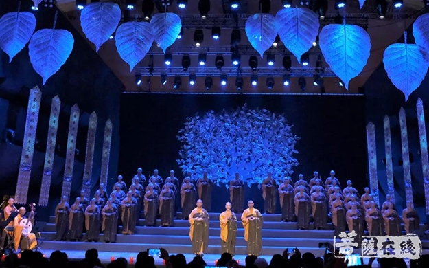 音乐会-第五届中华慈孝文化节慈孝感恩音乐会在灵隐寺举行