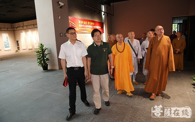 佛教-翰墨歌盛世 普天庆华诞——绍兴市佛教界书画作品展开幕