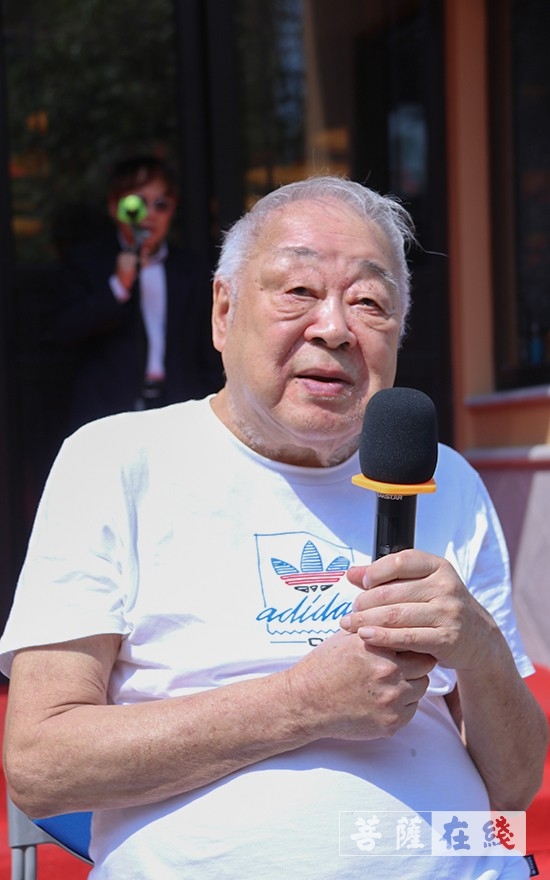 文化-庆祝新中国成立七十周年 上海宁国禅寺举行胡建宁个人藏品捐赠暨展览仪式