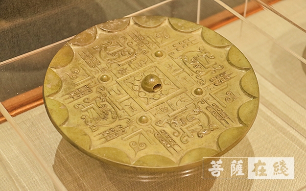 文化-庆祝新中国成立七十周年 上海宁国禅寺举行胡建宁个人藏品捐赠暨展览仪式