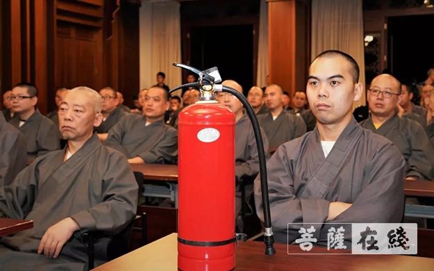 灵隐寺-杭州灵隐寺举办消防安全知识讲座