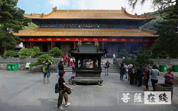 佛教-普陀山佛教协会举行系列活动献礼新中国成立七十周年 佛教-普陀山佛教协会举行系列活动献礼新中国成立七十周年