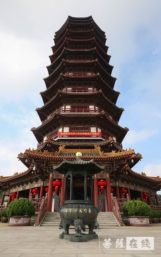 佛教-普陀山佛教协会举行系列活动献礼新中国成立七十周年 佛教-普陀山佛教协会举行系列活动献礼新中国成立七十周年