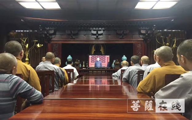 阅兵-上海市宝山区各寺院热烈庆祝新中国成立70周年