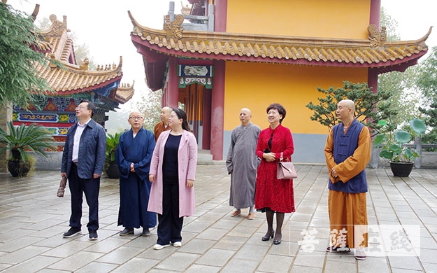 黄冈-黄冈市委统战部副部长甘早花一行赴清元禅寺调研
