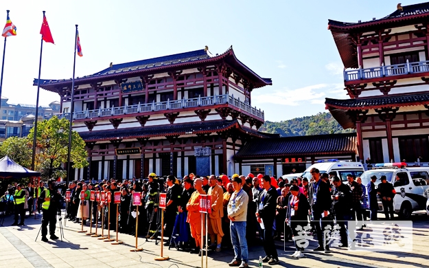 消防演习-岳阳圣安寺举行2019大型消防演习活动