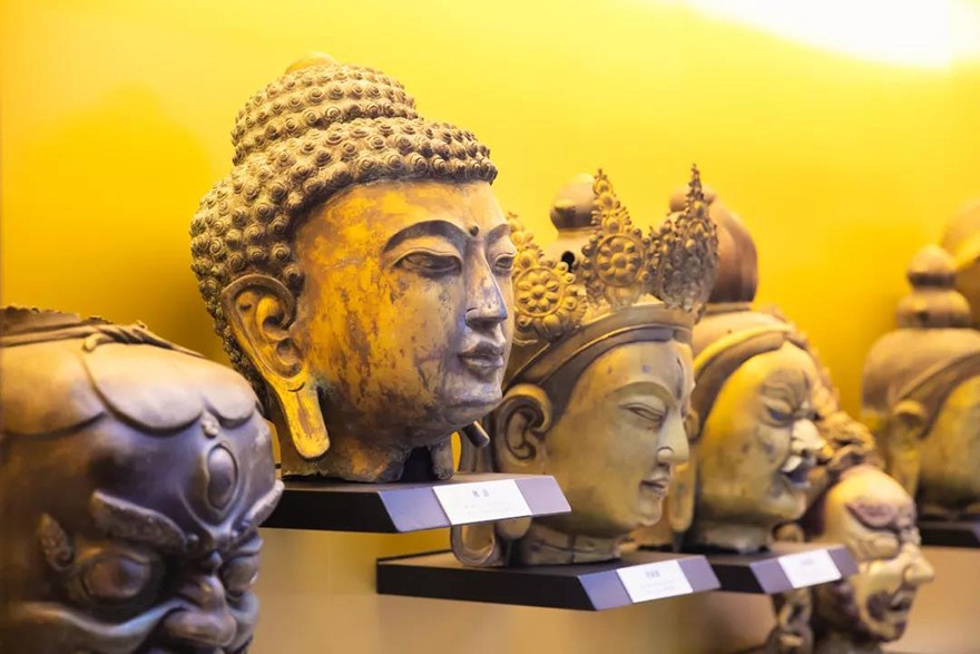 佛教-上海玉佛禅寺举行胡建宁老居士佛像捐赠和佛像艺术馆开馆仪式